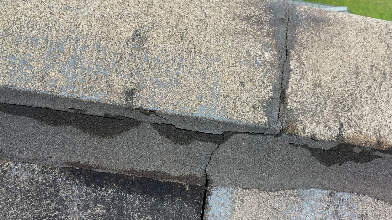 roof repairs near me | cracked pointing | city2surf roofing